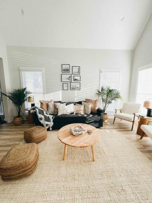 Cozy Coastal Bungalow オペライカ エクステリア 写真